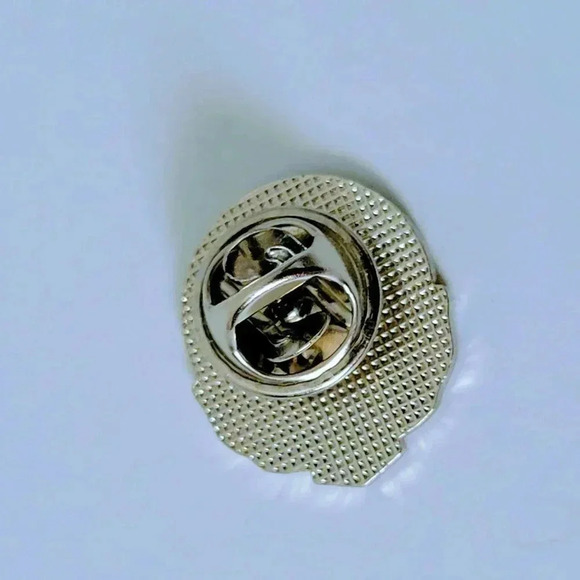 2015 Georgia High School Mock Trial Lapel Pin - Picture 2 of 2